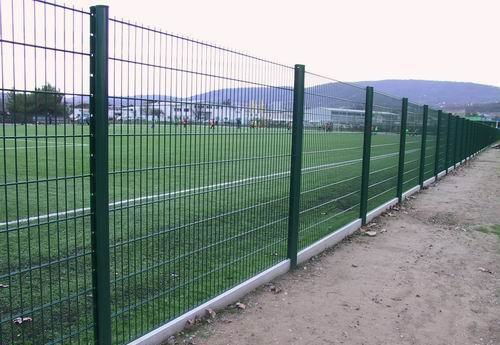 新疆护栏网厂家与金属护栏选购指南，兼谈新贵族跑步机售后服务